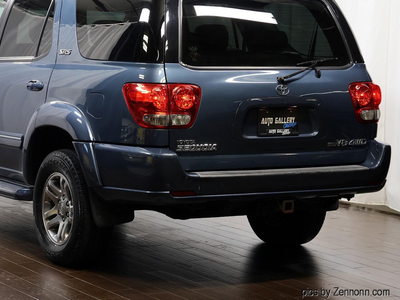 Toyota Sequoia 4dr SR5 4WD (Natl) 2006