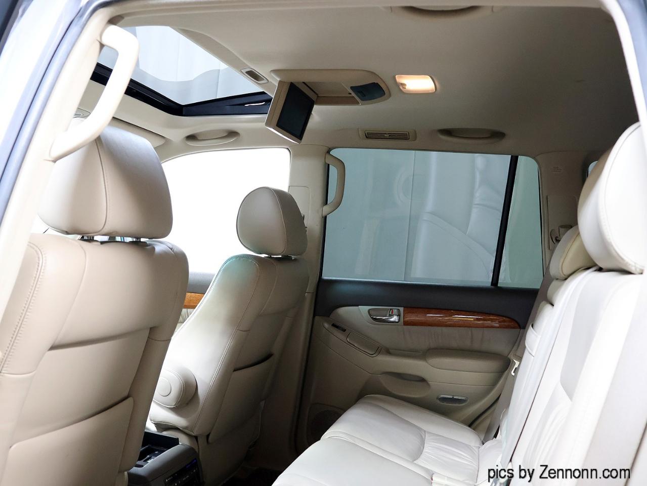 Lexus GX 470 4dr SUV 4WD 2004