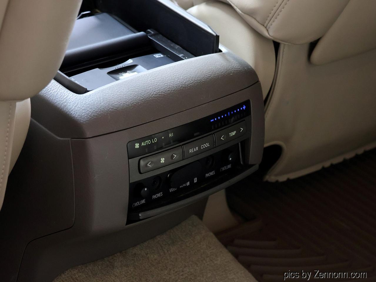 Lexus GX 470 4dr SUV 4WD 2004