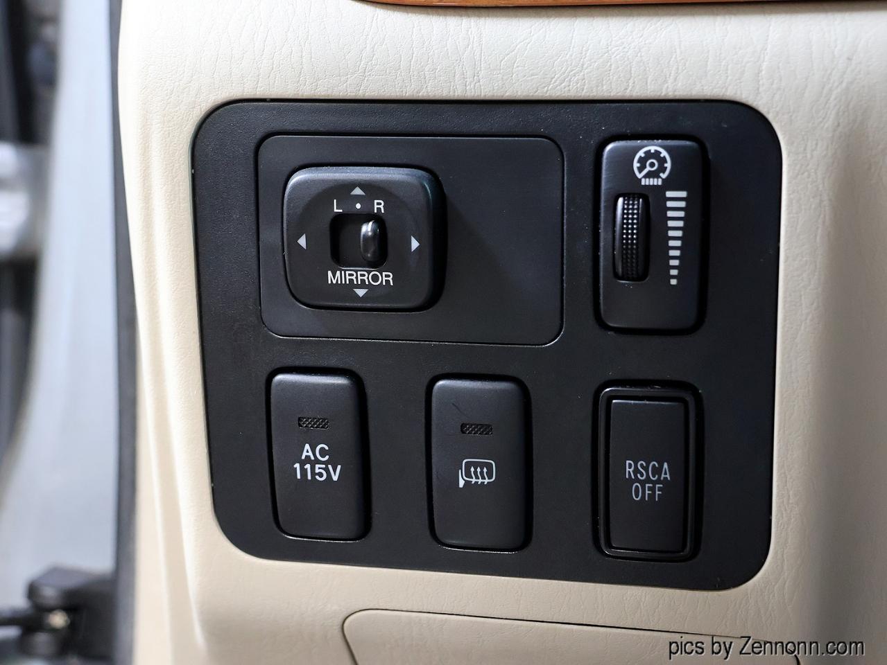 Lexus GX 470 4dr SUV 4WD 2004