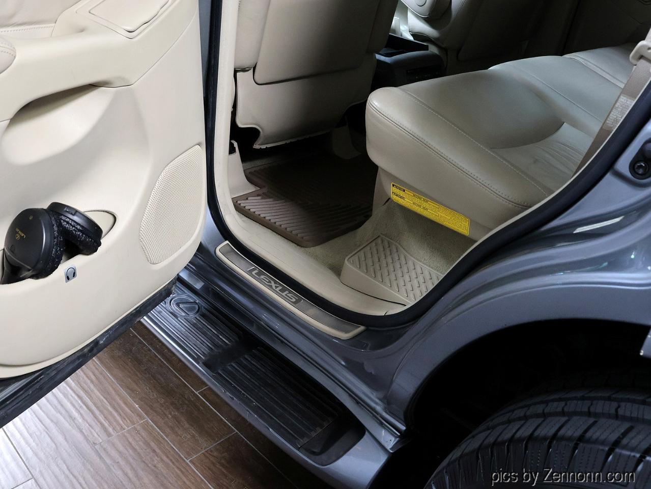 Lexus GX 470 4dr SUV 4WD 2004
