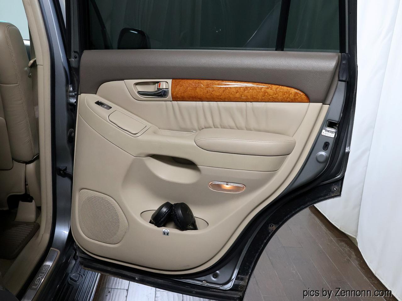 Lexus GX 470 4dr SUV 4WD 2004