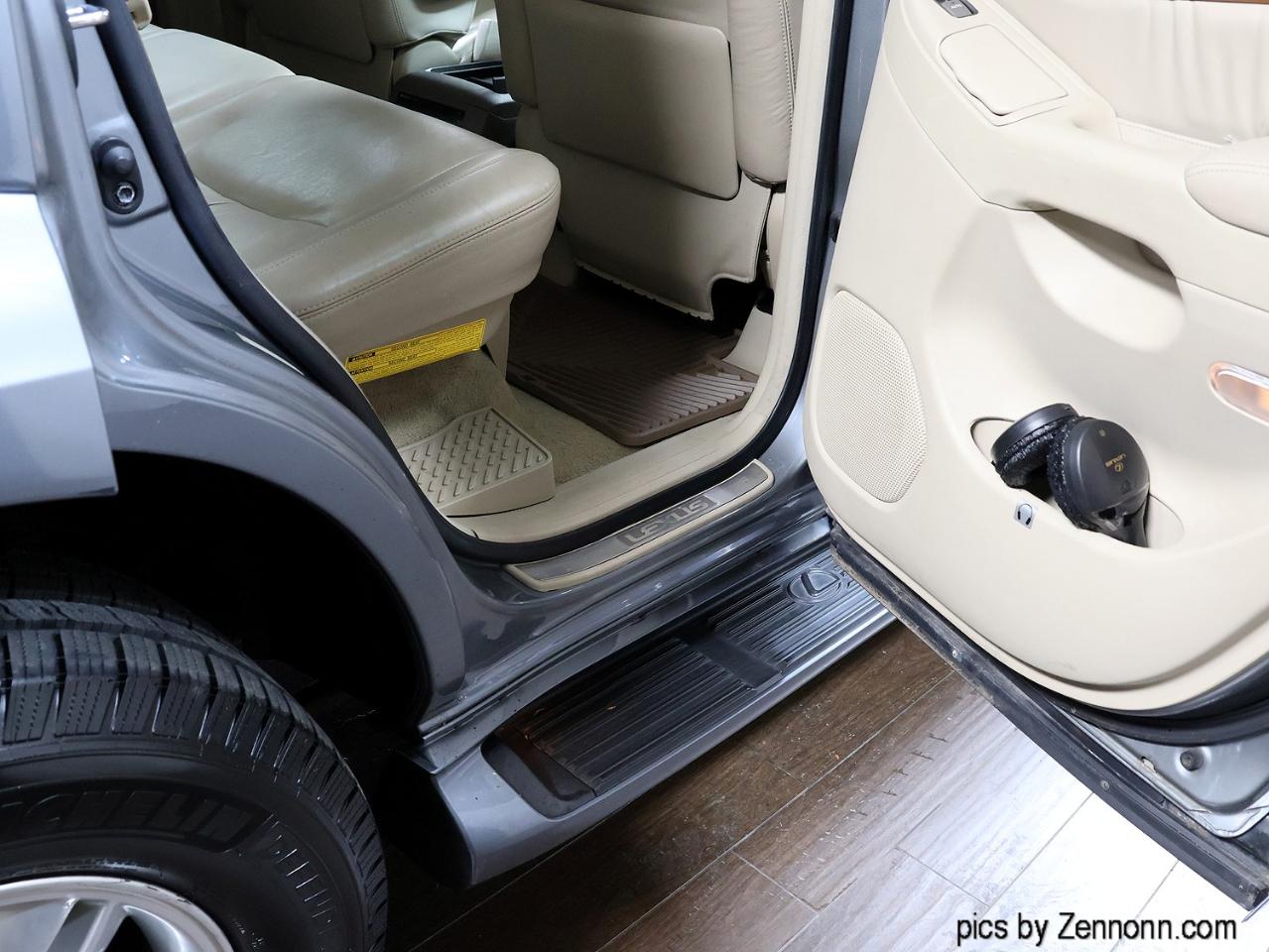 Lexus GX 470 4dr SUV 4WD 2004