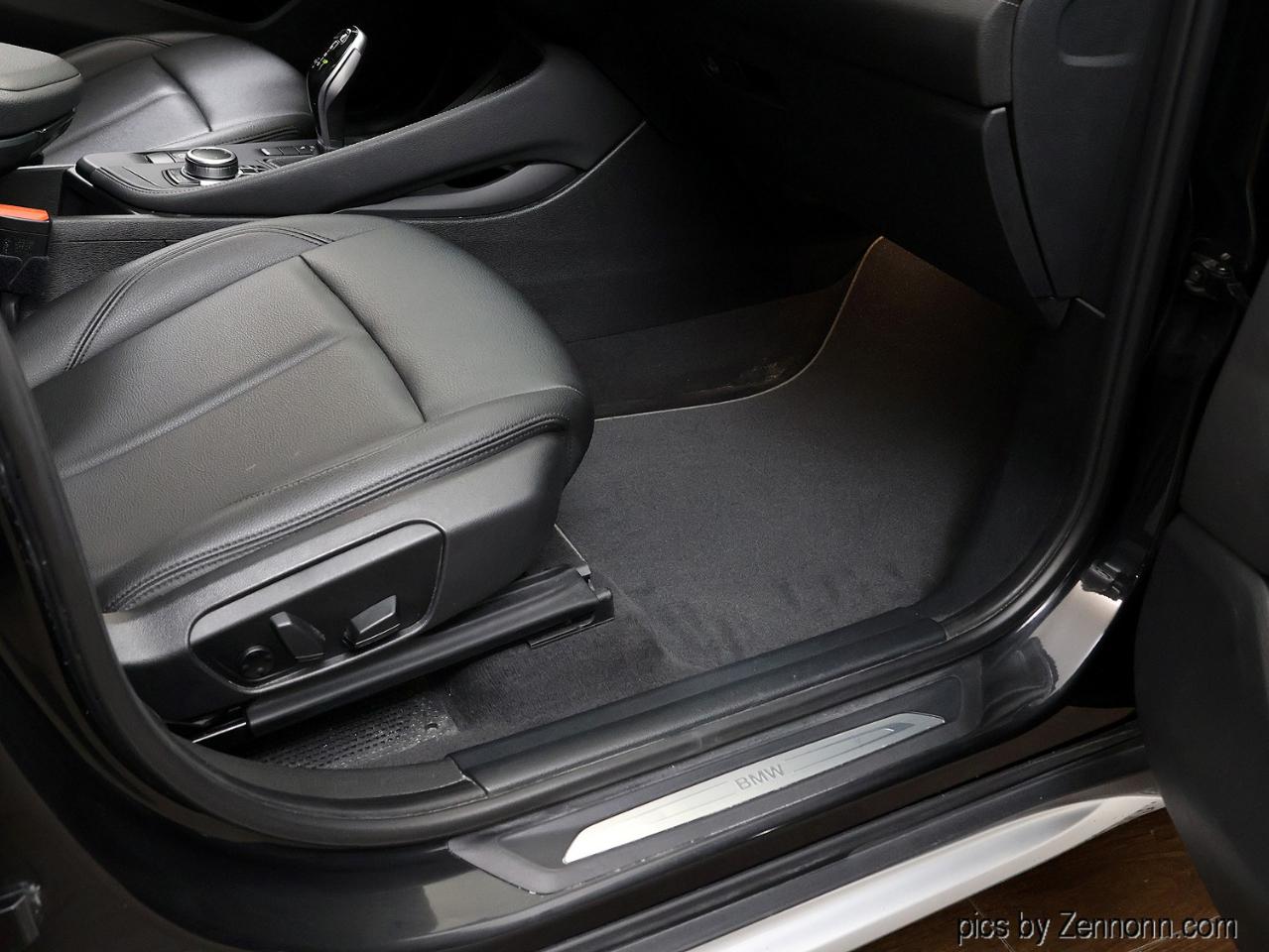 BMW X1 sDrive28i Sports Activity Vehicle 2022