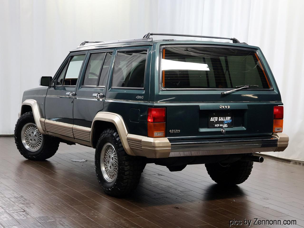 Jeep Cherokee 4dr Country 4WD 1993