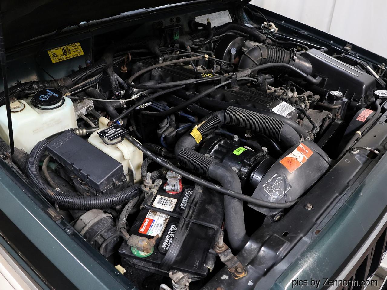 Jeep Cherokee 4dr Country 4WD 1993