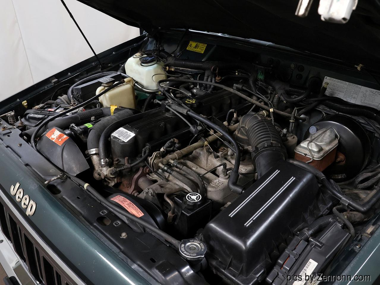 Jeep Cherokee 4dr Country 4WD 1993