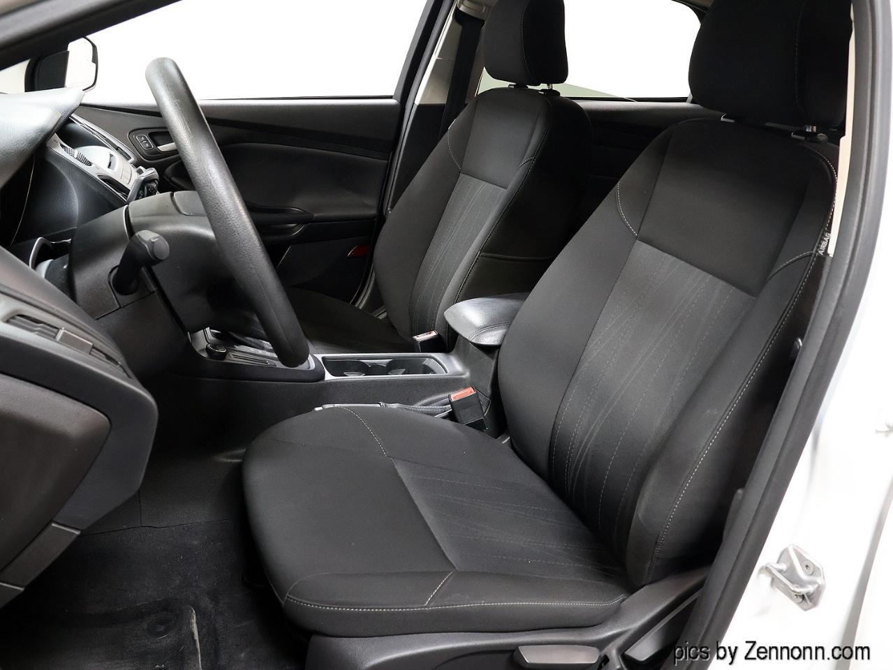Ford Focus 4dr Sdn SE 2015
