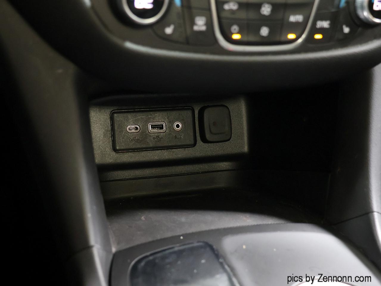Chevrolet Equinox FWD 4dr LT w/1LT 2019