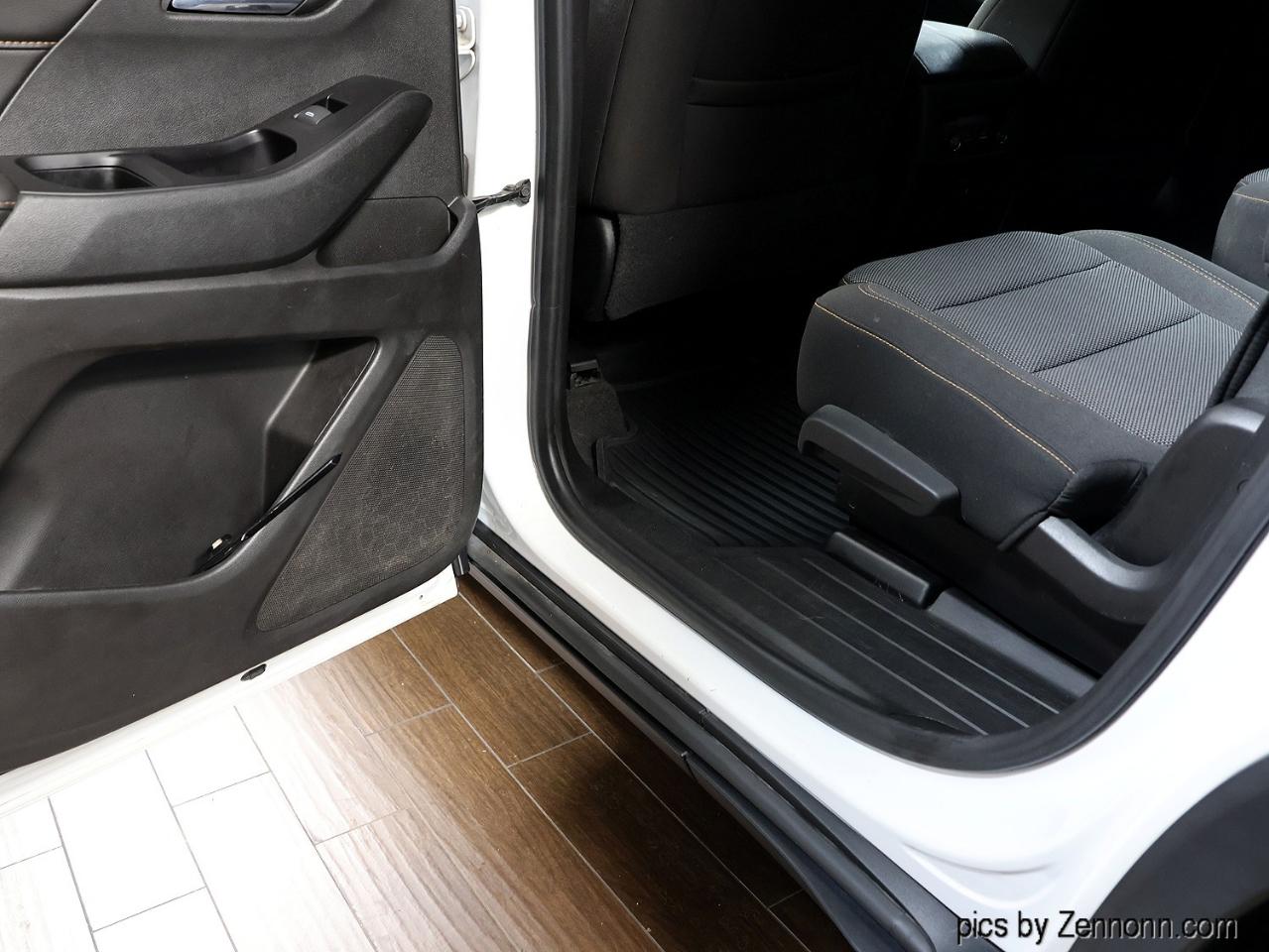 Chevrolet Traverse AWD 4dr LT Cloth w/1LT 2018