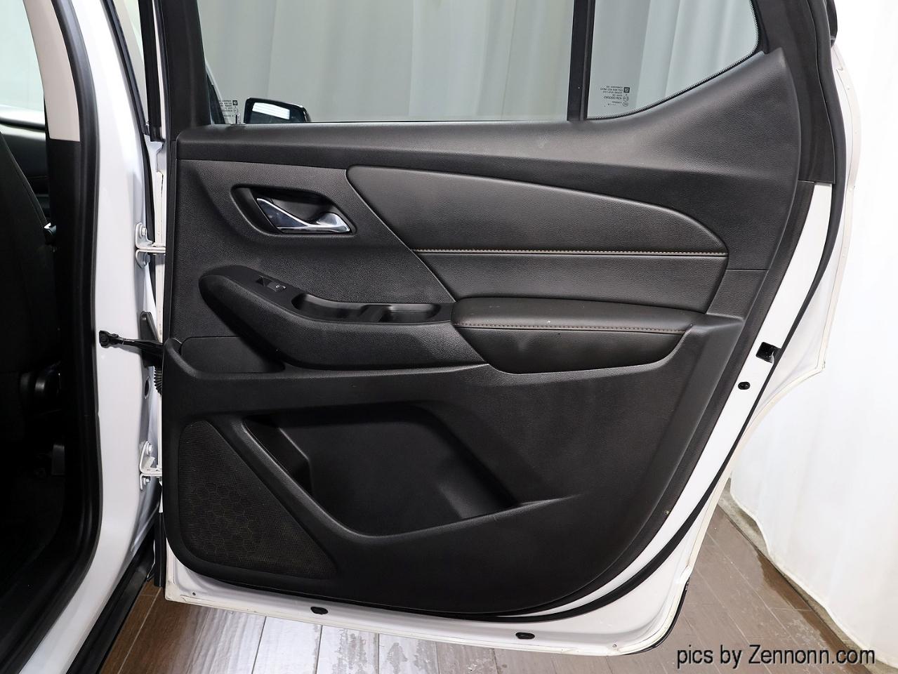 Chevrolet Traverse AWD 4dr LT Cloth w/1LT 2018