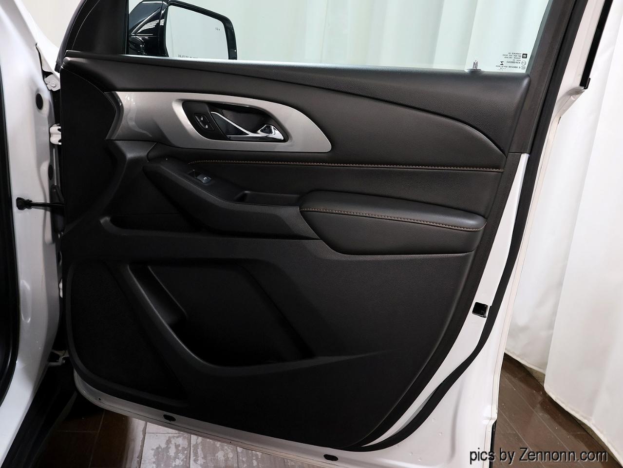 Chevrolet Traverse AWD 4dr LT Cloth w/1LT 2018