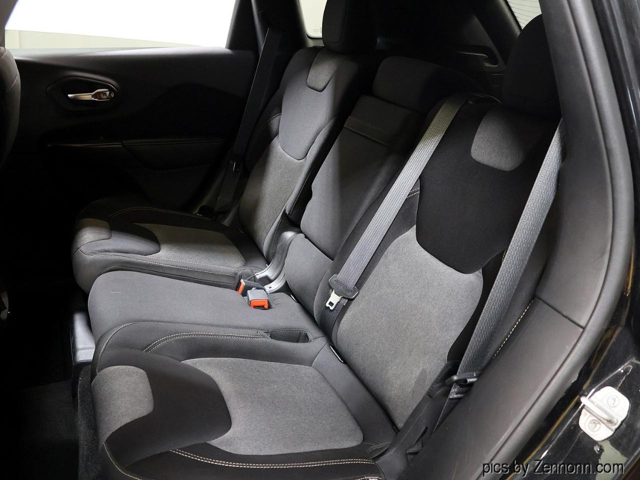 Jeep Cherokee 4WD 4dr Latitude 2014