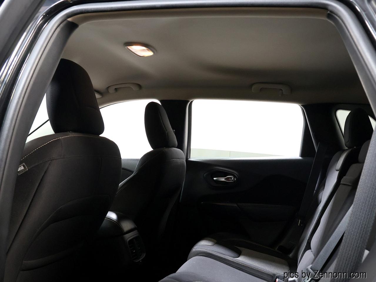 Jeep Cherokee 4WD 4dr Latitude 2014