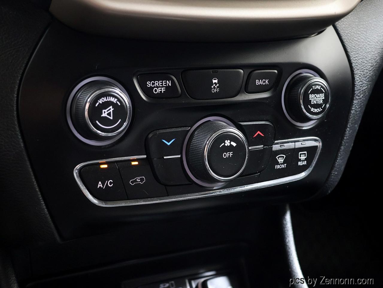Jeep Cherokee 4WD 4dr Latitude 2014