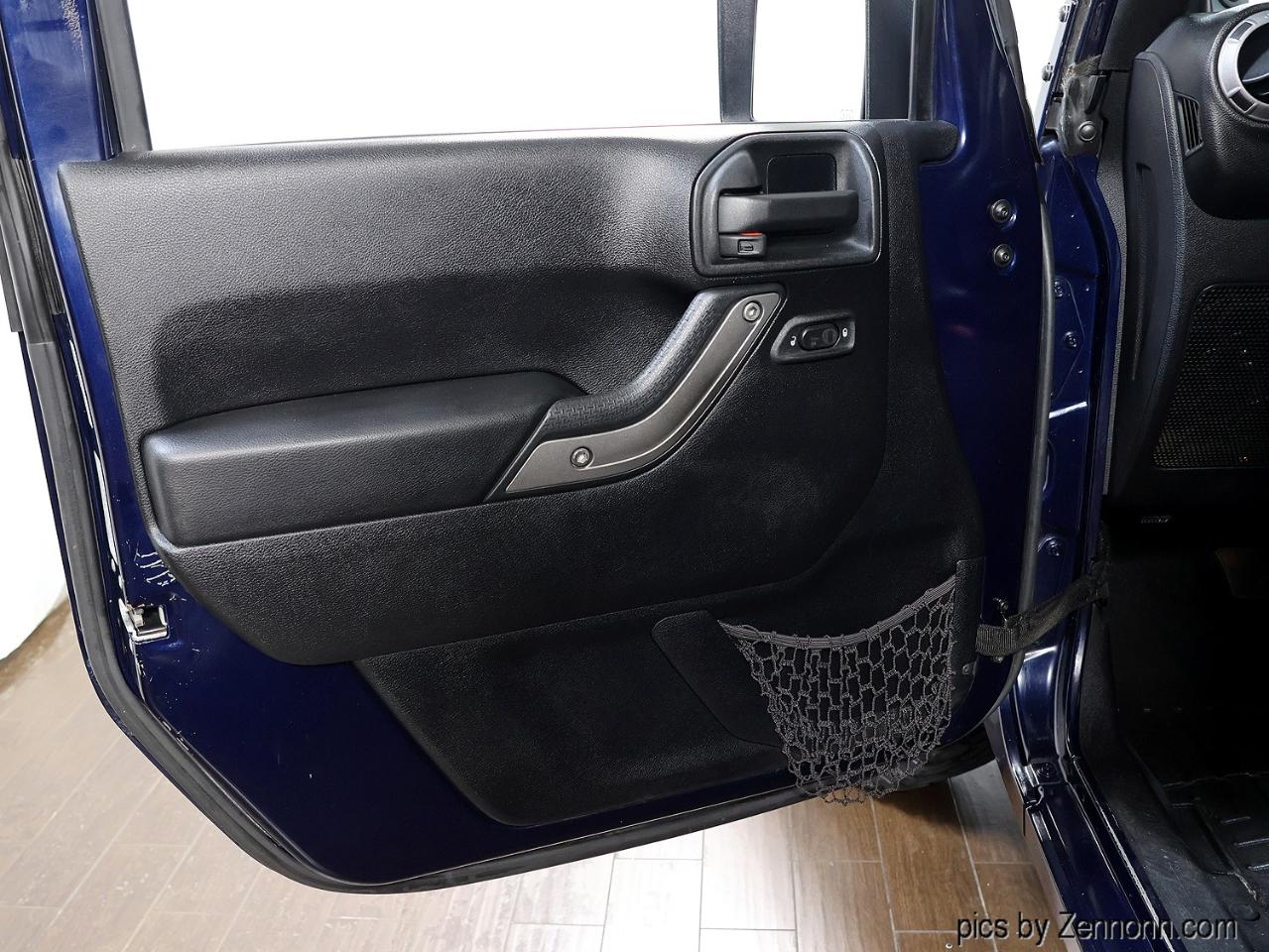 Jeep Wrangler Unlimited 4WD 4dr Sport 2013
