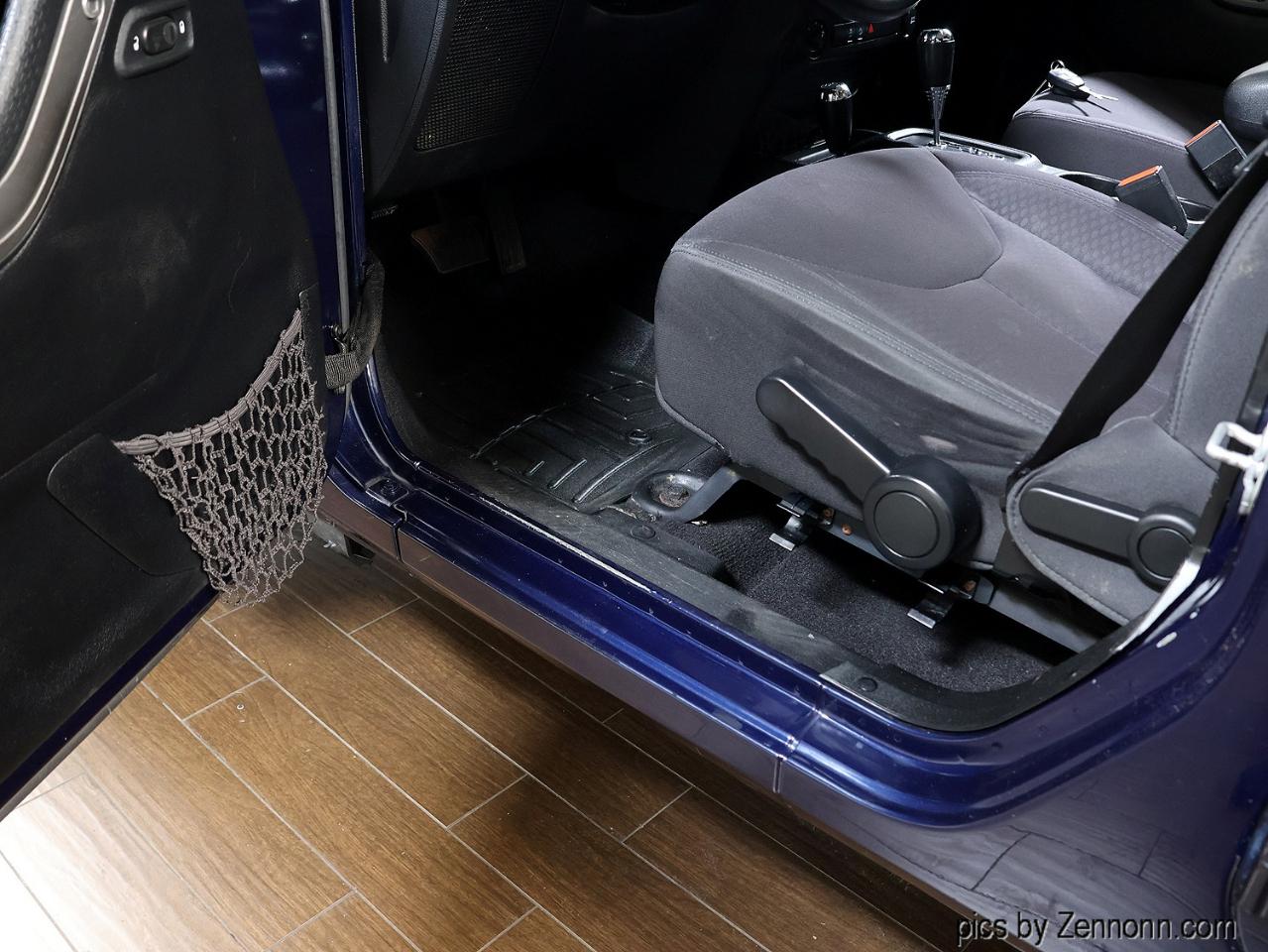Jeep Wrangler Unlimited 4WD 4dr Sport 2013