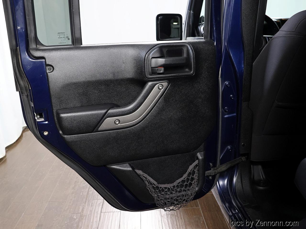 Jeep Wrangler Unlimited 4WD 4dr Sport 2013