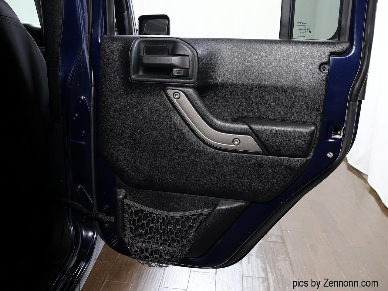 Jeep Wrangler Unlimited 4WD 4dr Sport 2013
