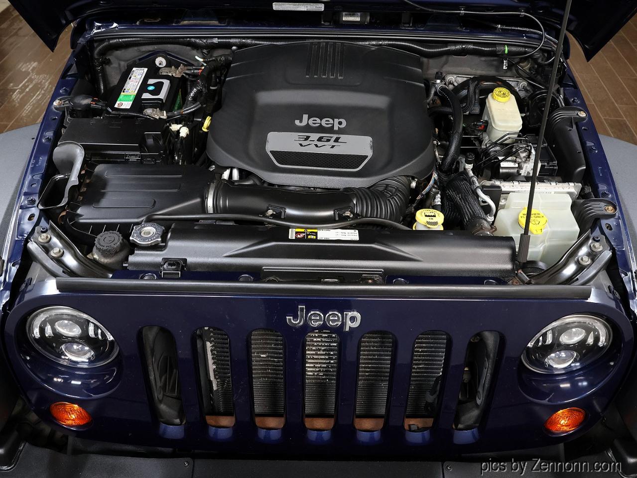 Jeep Wrangler Unlimited 4WD 4dr Sport 2013