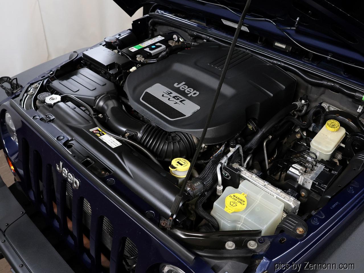 Jeep Wrangler Unlimited 4WD 4dr Sport 2013