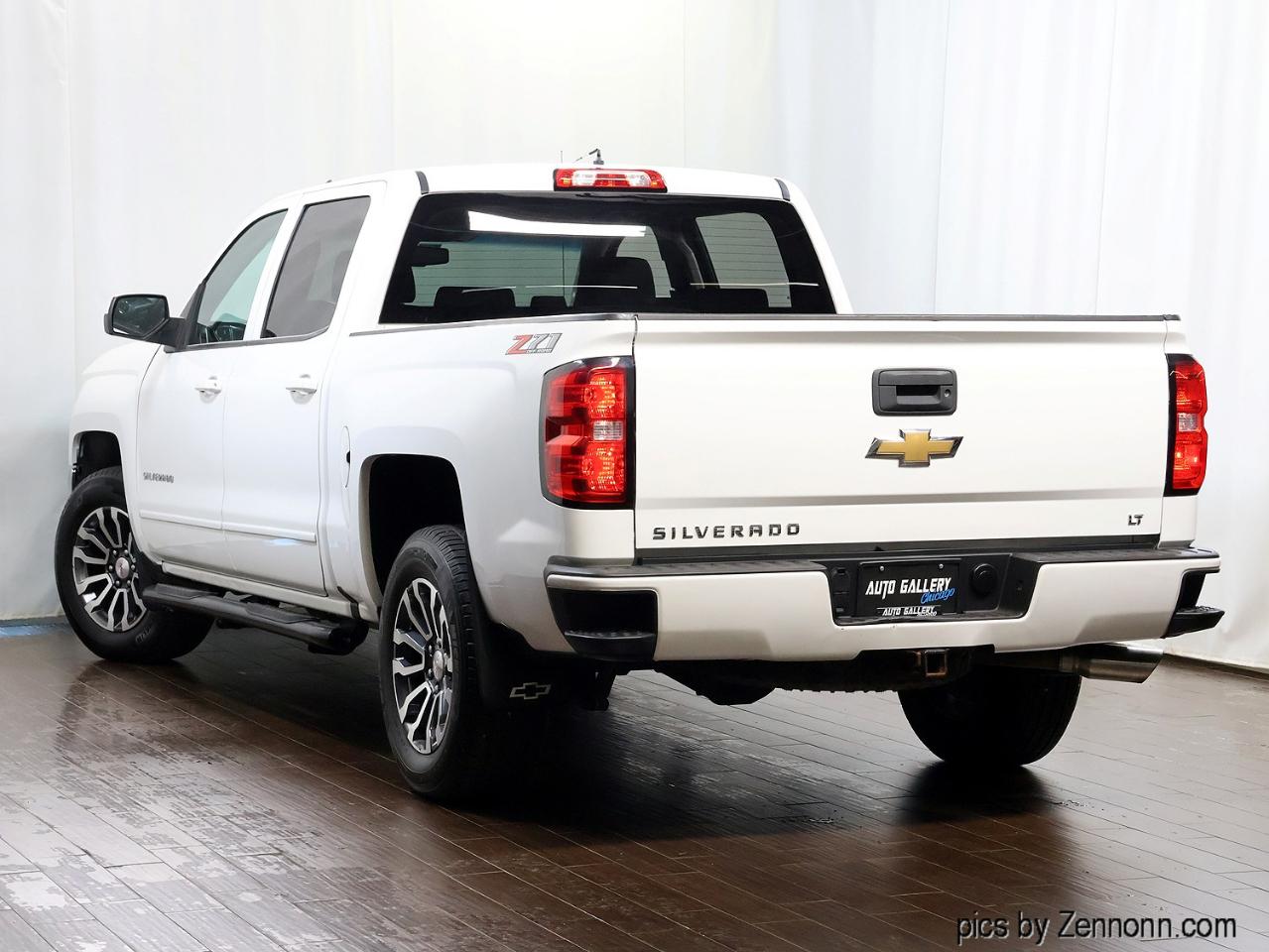 Chevrolet Silverado 1500 4WD Crew Cab 143.5" LT w/2LT 2018