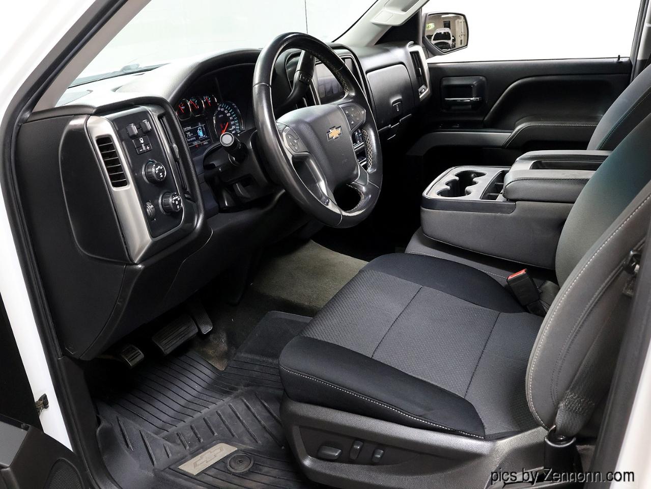 Chevrolet Silverado 1500 4WD Crew Cab 143.5" LT w/2LT 2018