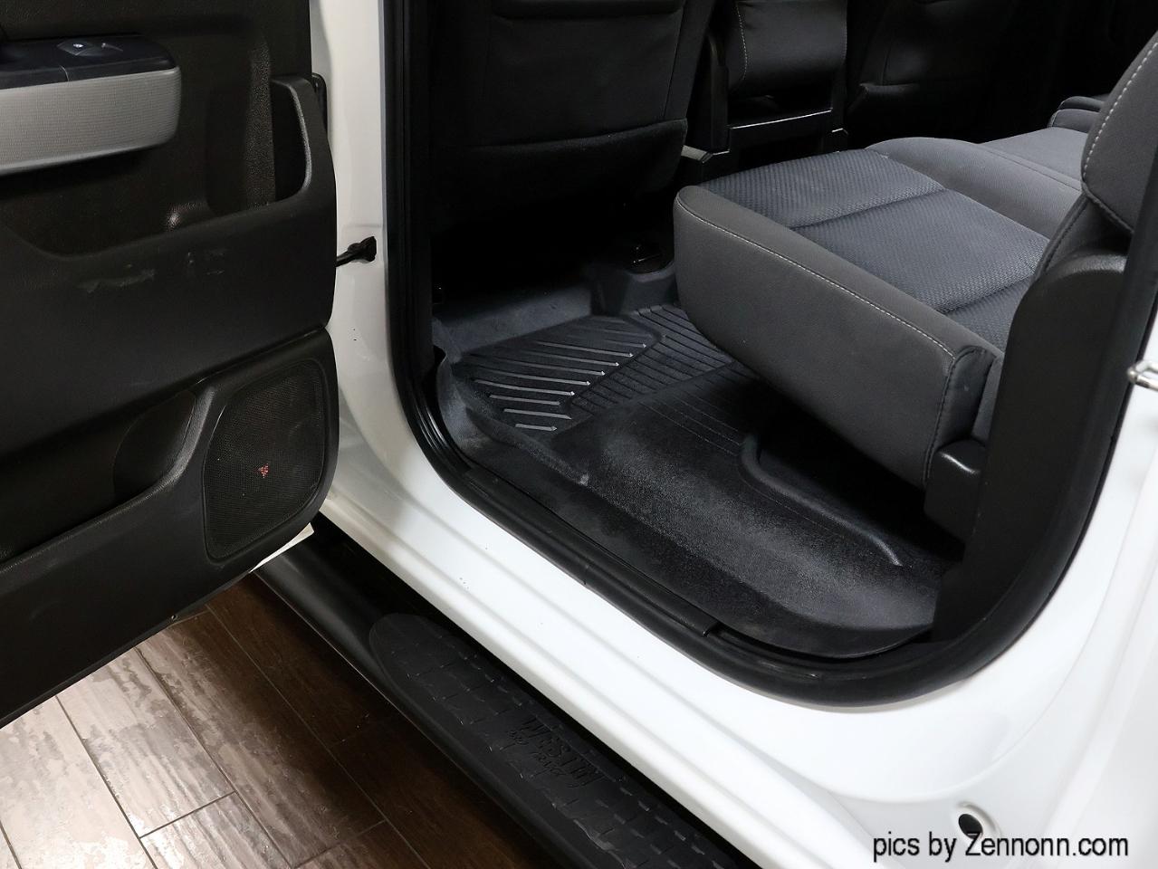 Chevrolet Silverado 1500 4WD Crew Cab 143.5" LT w/2LT 2018