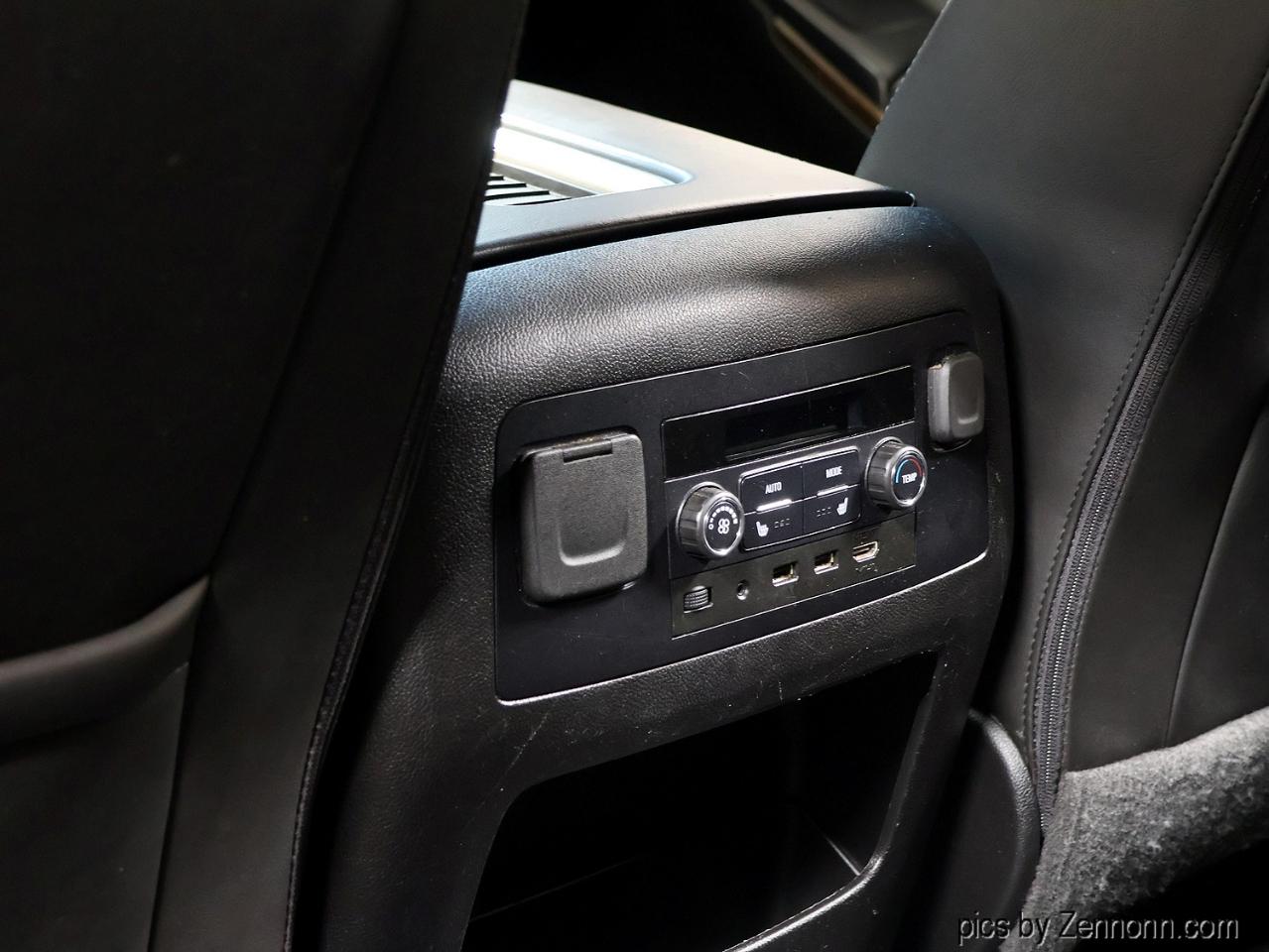 GMC Yukon XL 4WD 4dr Denali 2018