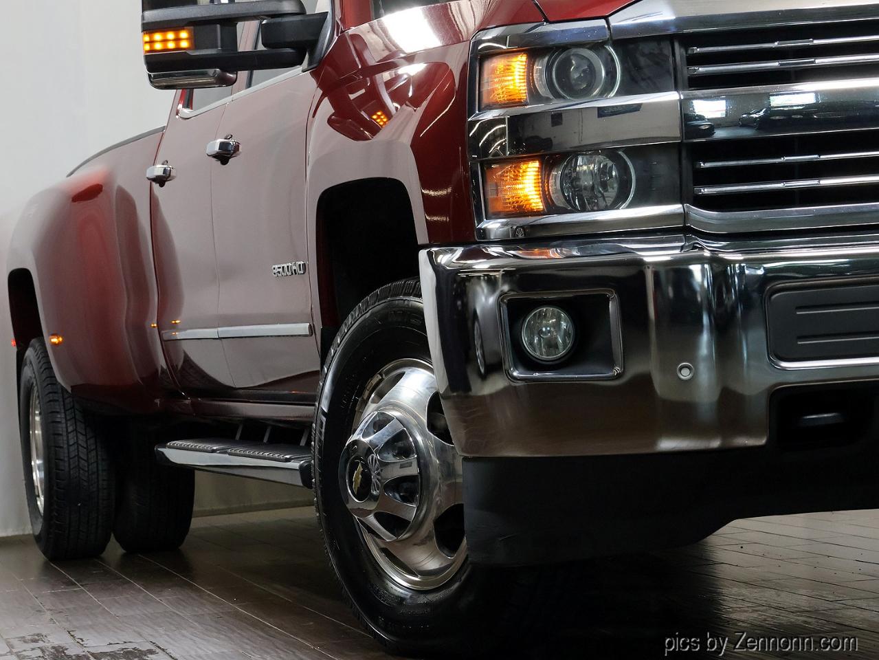 Chevrolet Silverado 3500HD Built After Aug 14  2015