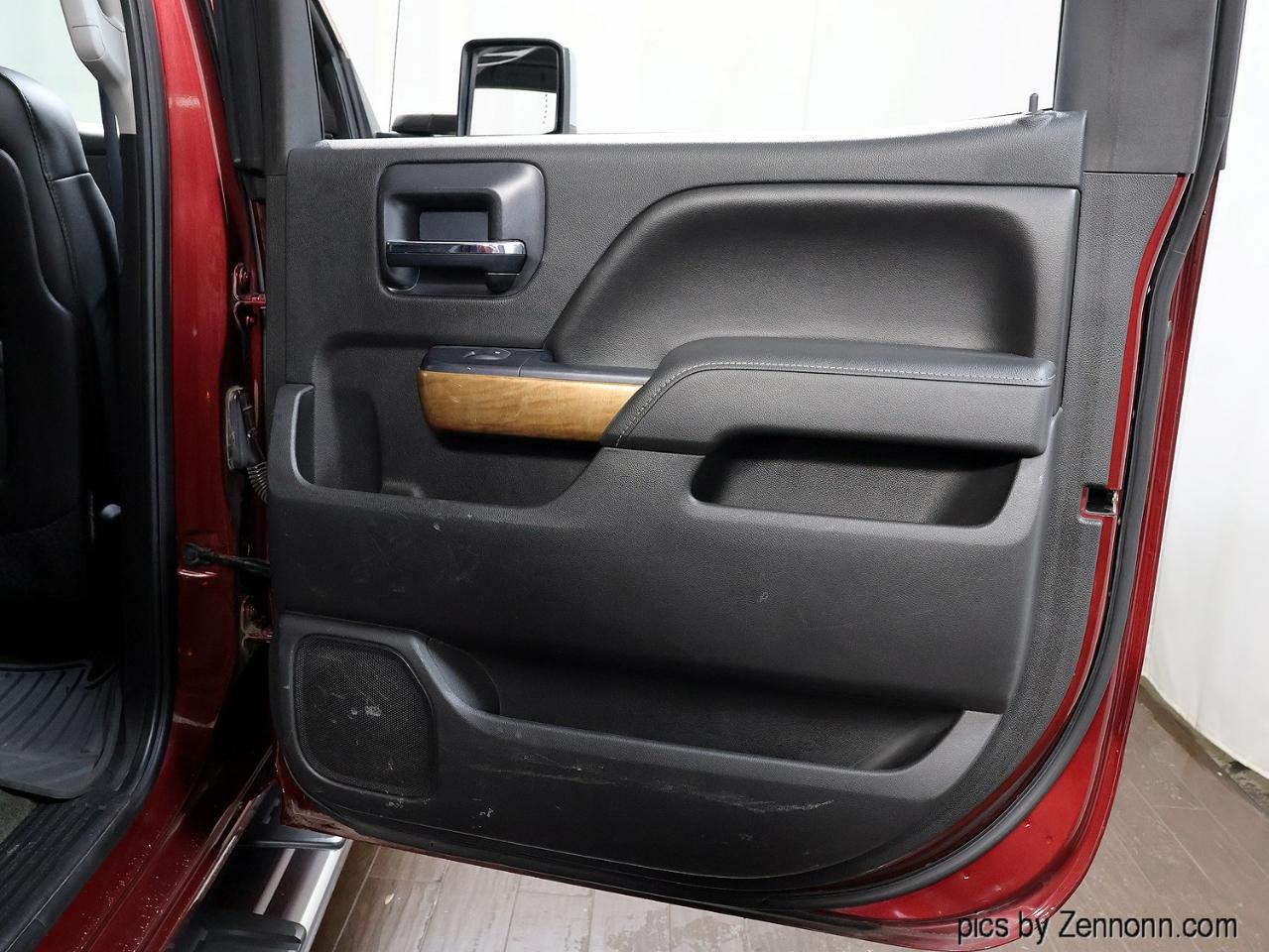 Chevrolet Silverado 3500HD Built After Aug 14  2015