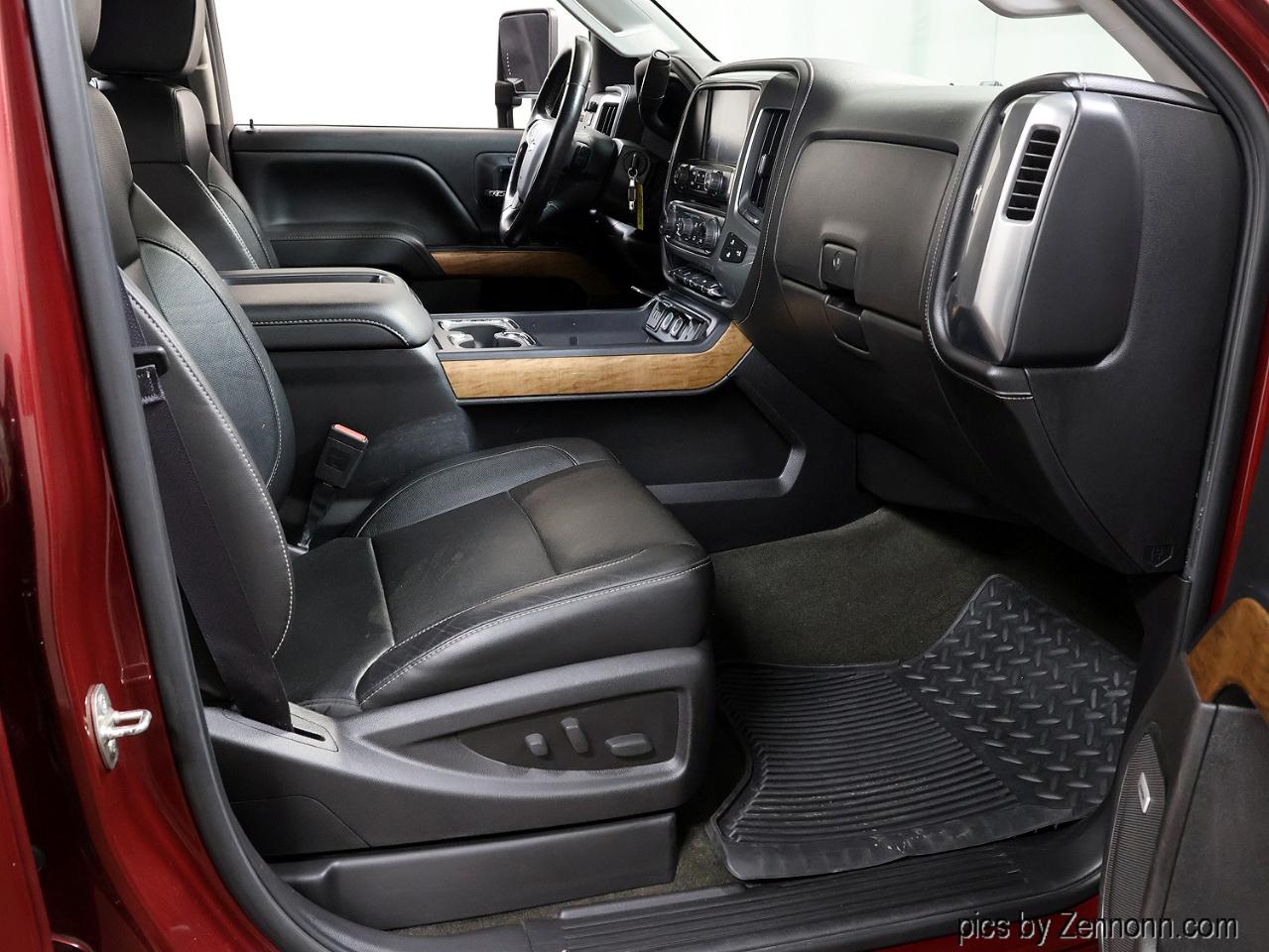 Chevrolet Silverado 3500HD Built After Aug 14  2015
