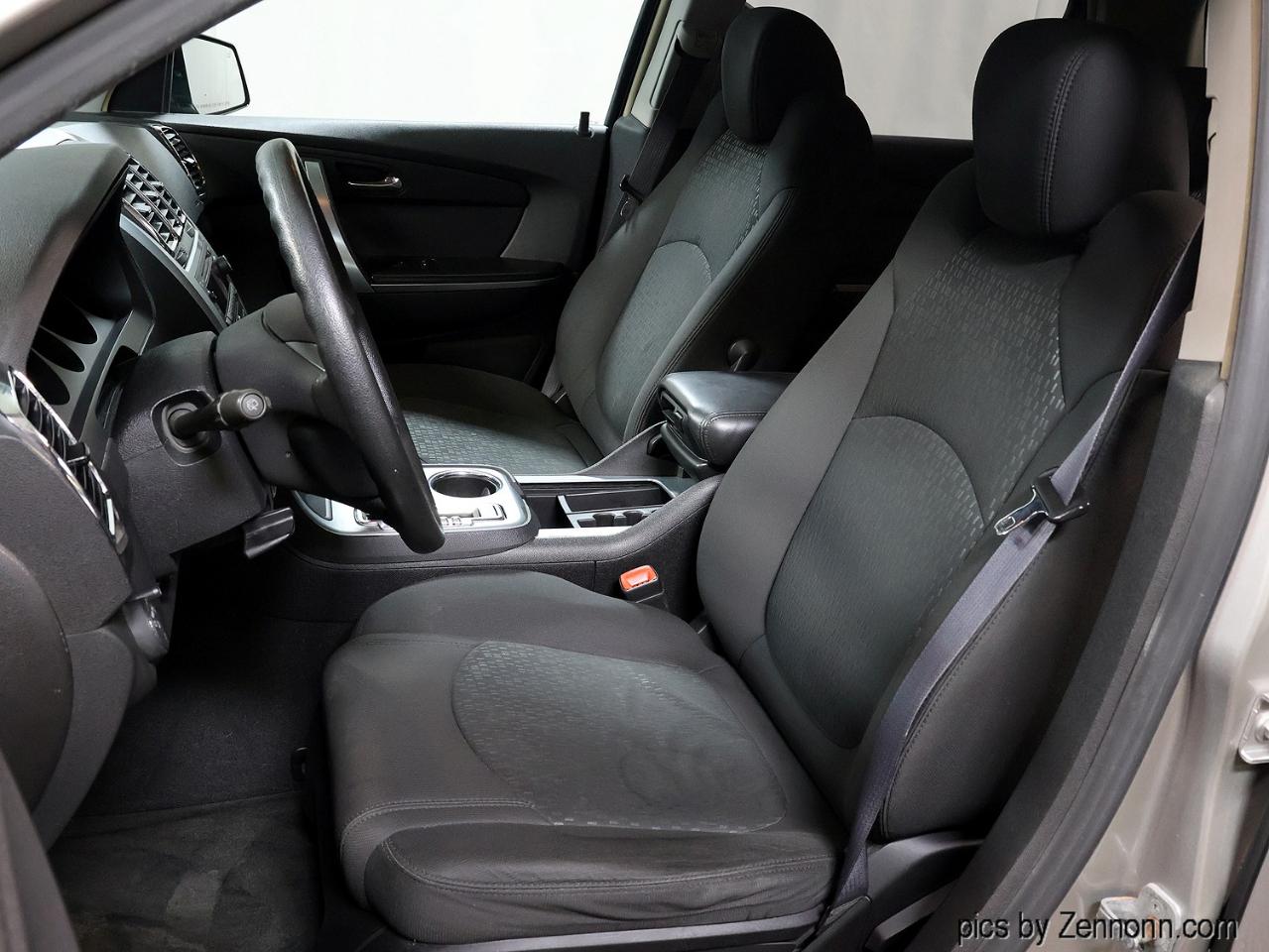 GMC Acadia FWD 4dr SLE 2007