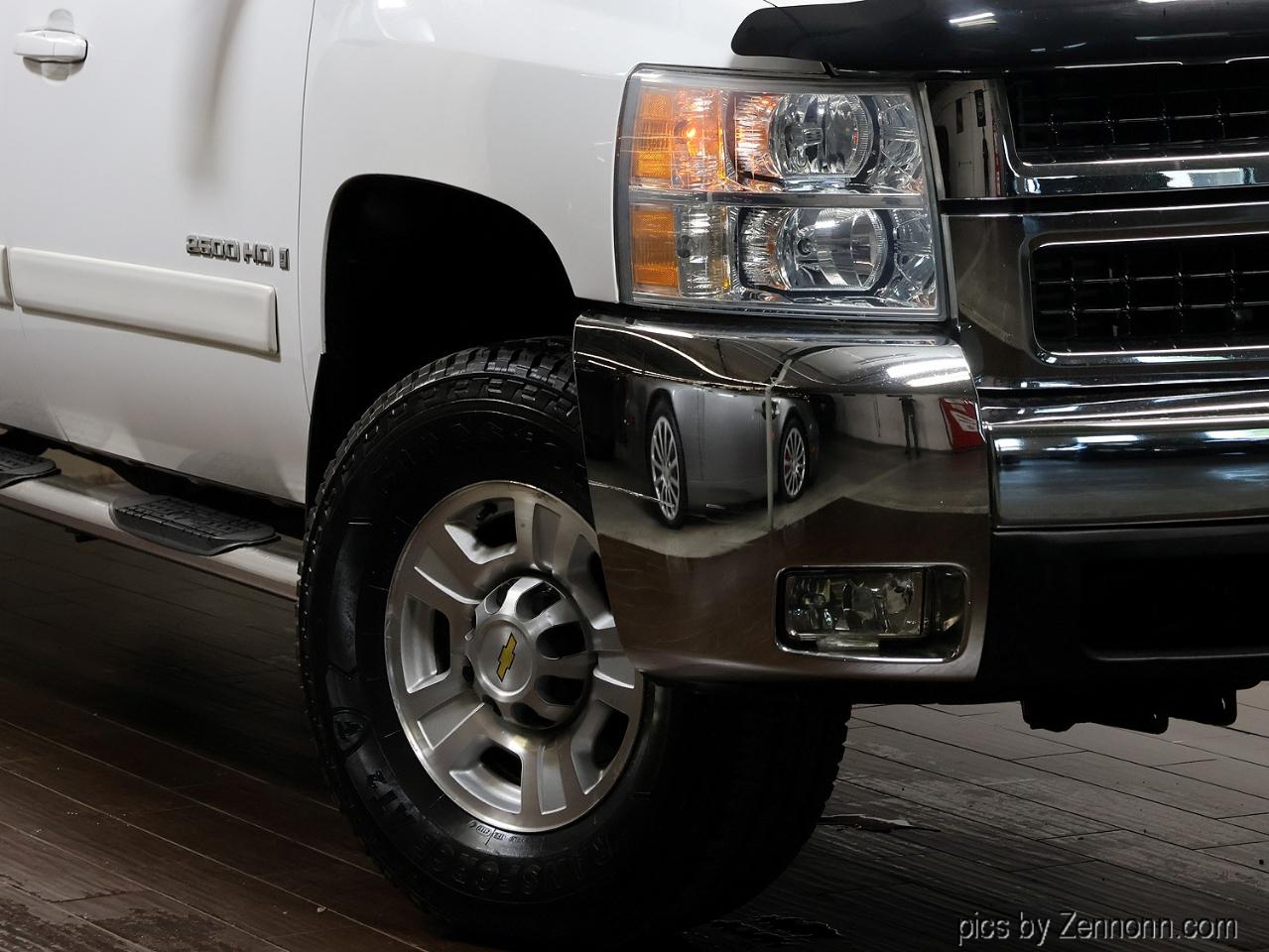 Chevrolet Silverado 2500HD 4WD Crew Cab 153" LTZ 2008