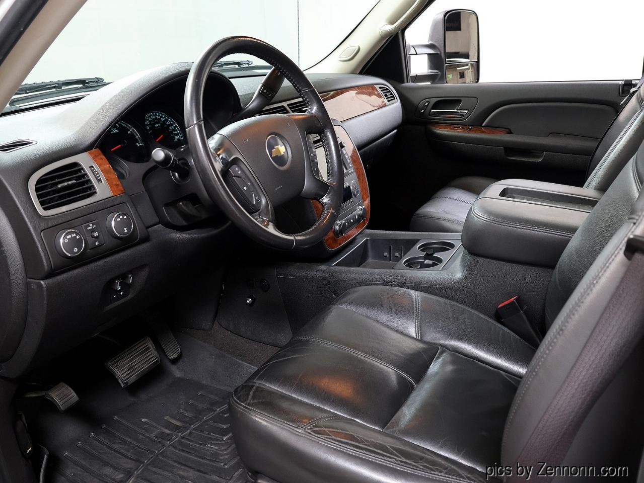 Chevrolet Silverado 2500HD 4WD Crew Cab 153" LTZ 2008