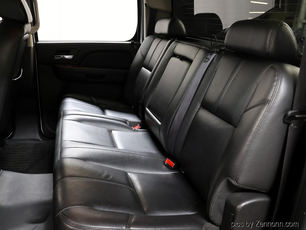 Chevrolet Silverado 2500HD 4WD Crew Cab 153" LTZ 2008