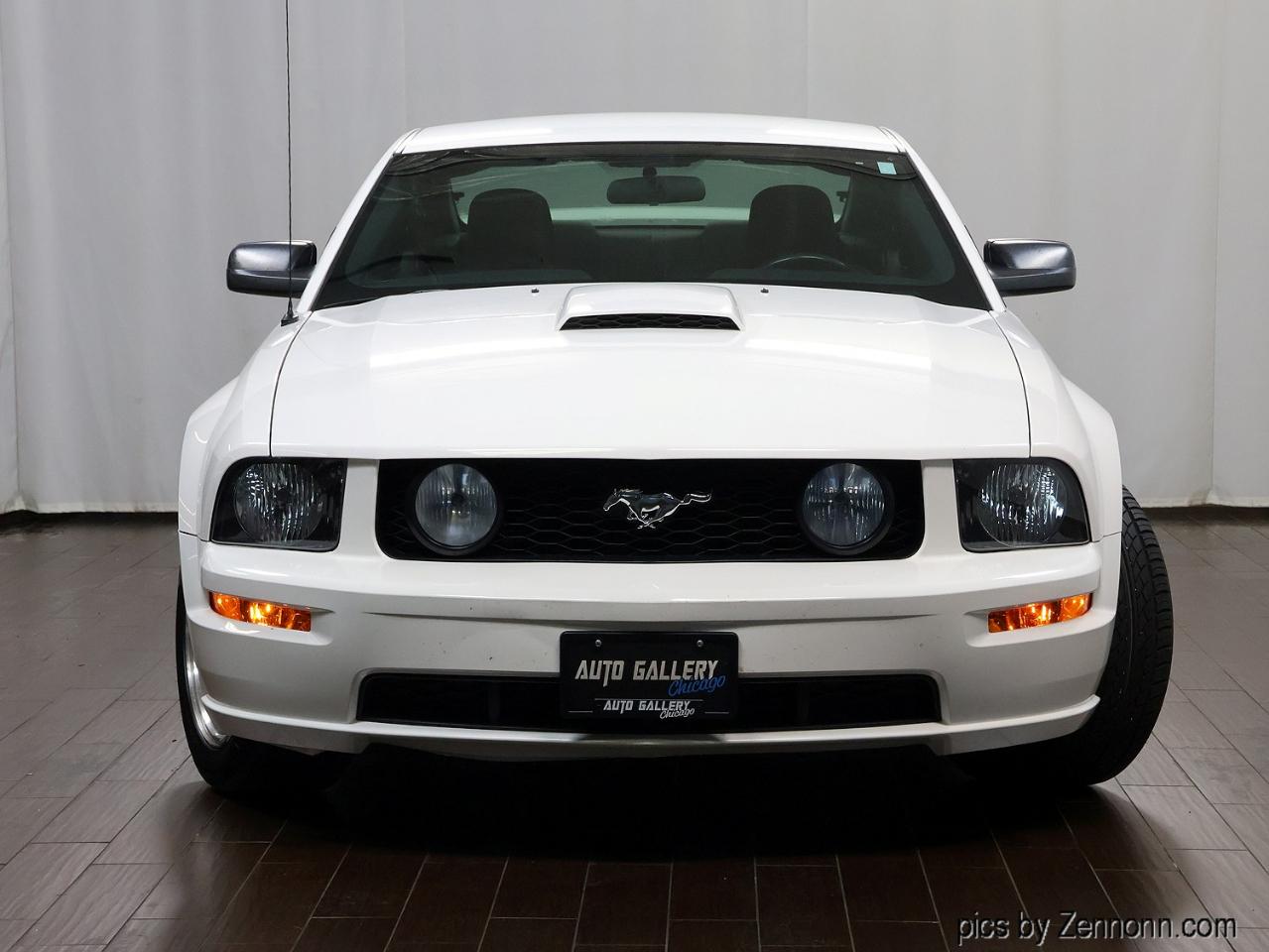 Ford Mustang 2dr Cpe GT Deluxe 2007