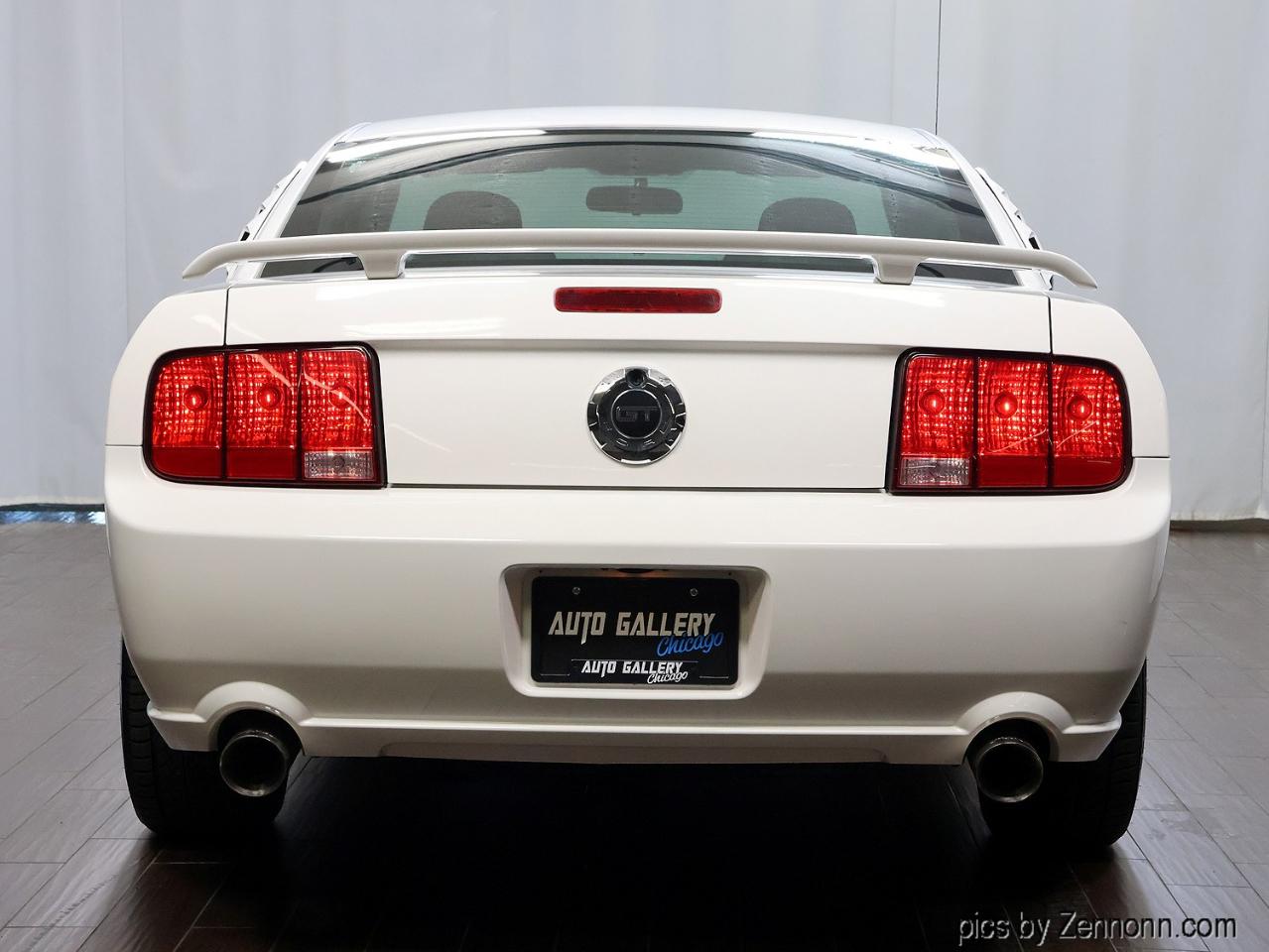 Ford Mustang 2dr Cpe GT Deluxe 2007