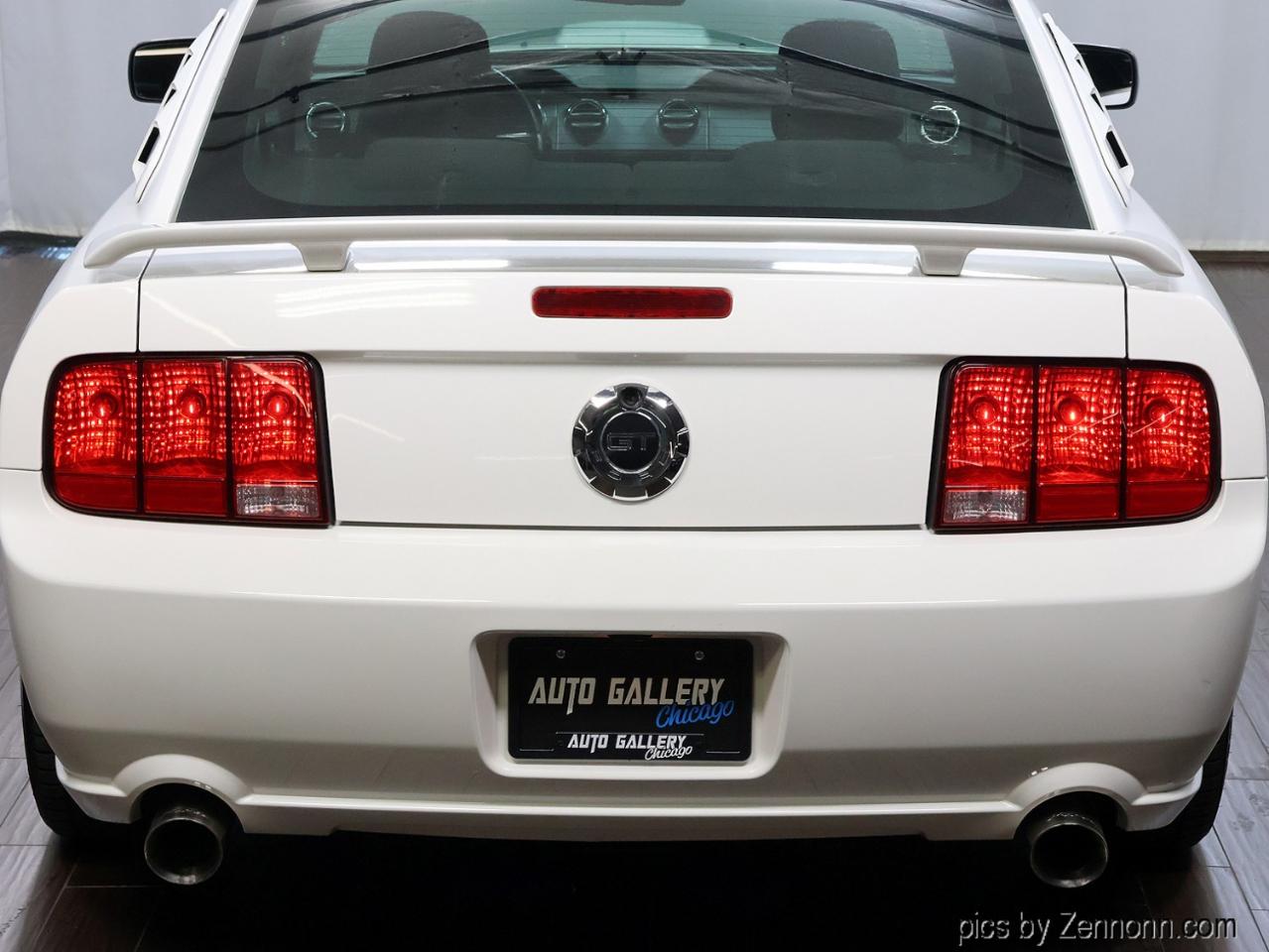 Ford Mustang 2dr Cpe GT Deluxe 2007