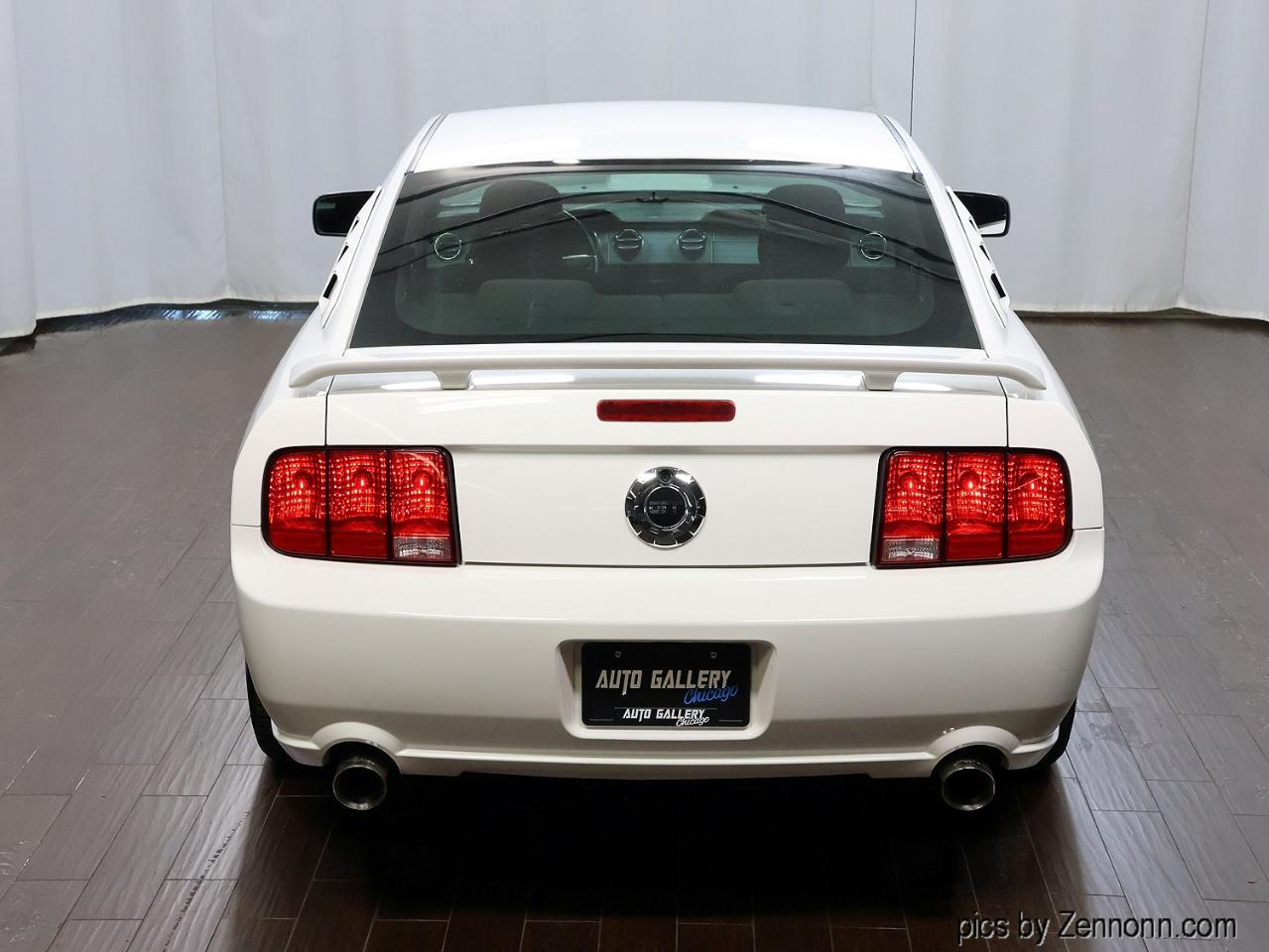 Ford Mustang 2dr Cpe GT Deluxe 2007