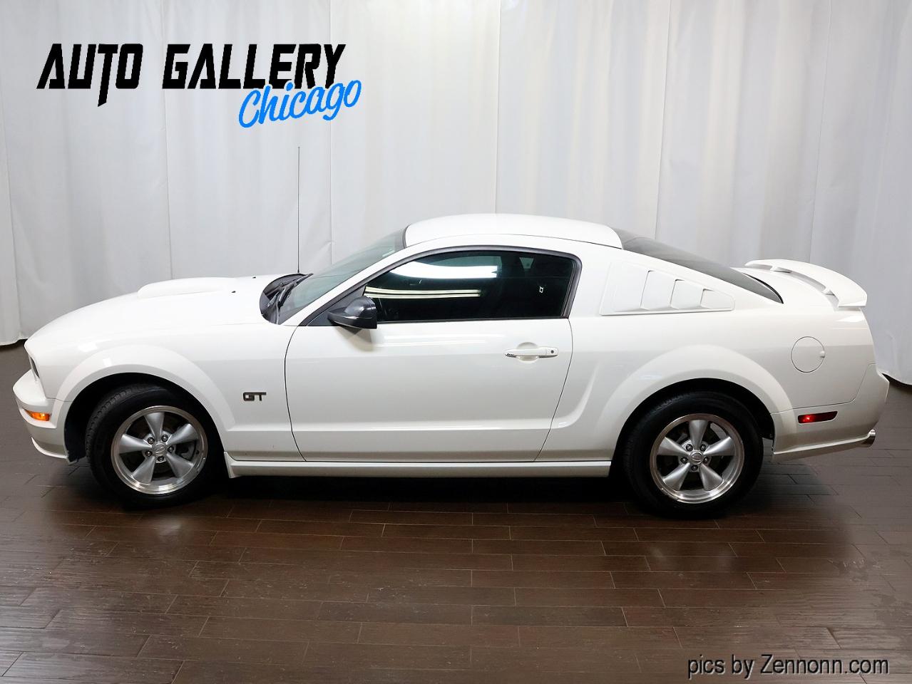 Ford Mustang 2dr Cpe GT Deluxe 2007