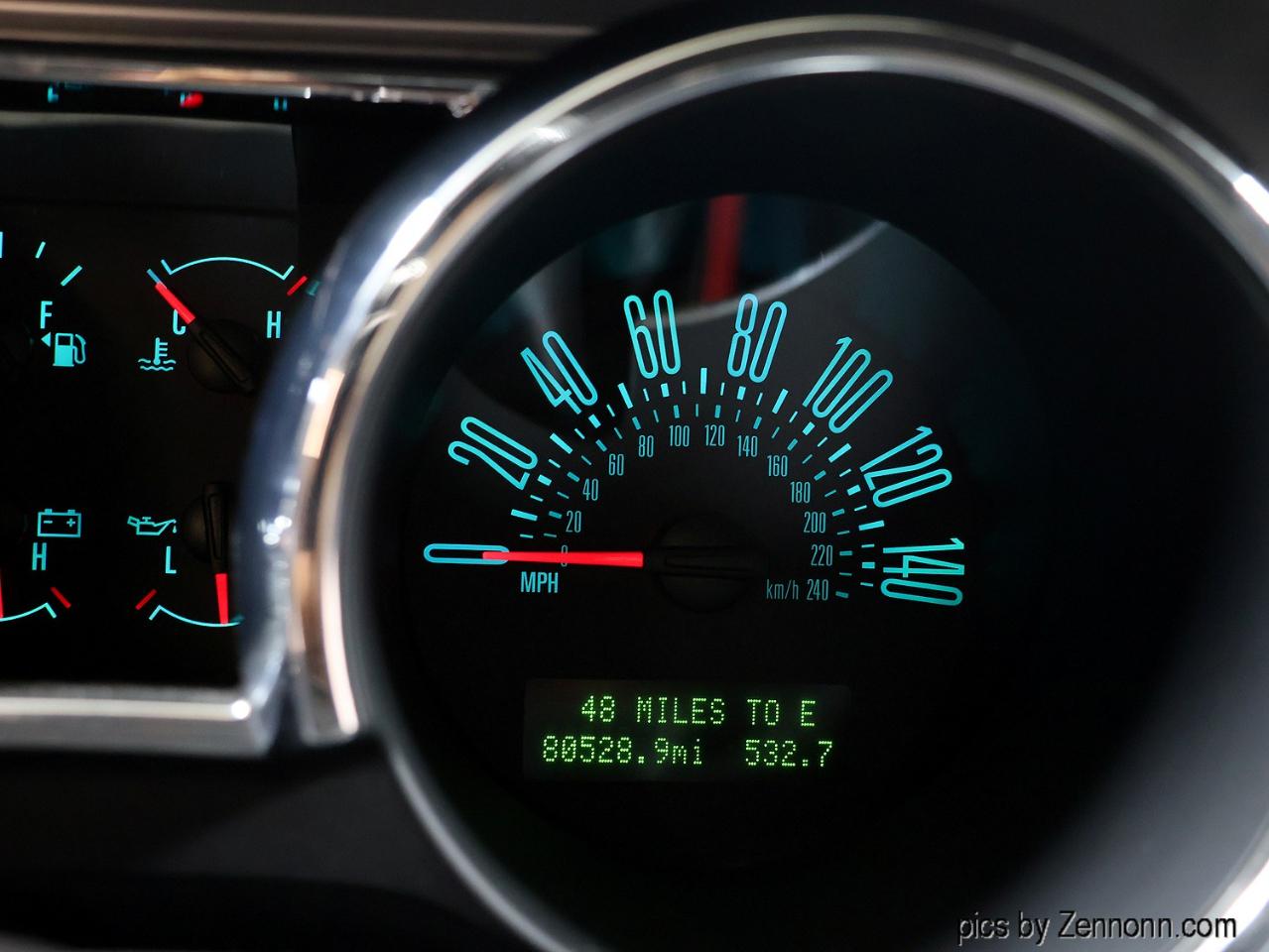 Ford Mustang 2dr Cpe GT Deluxe 2007
