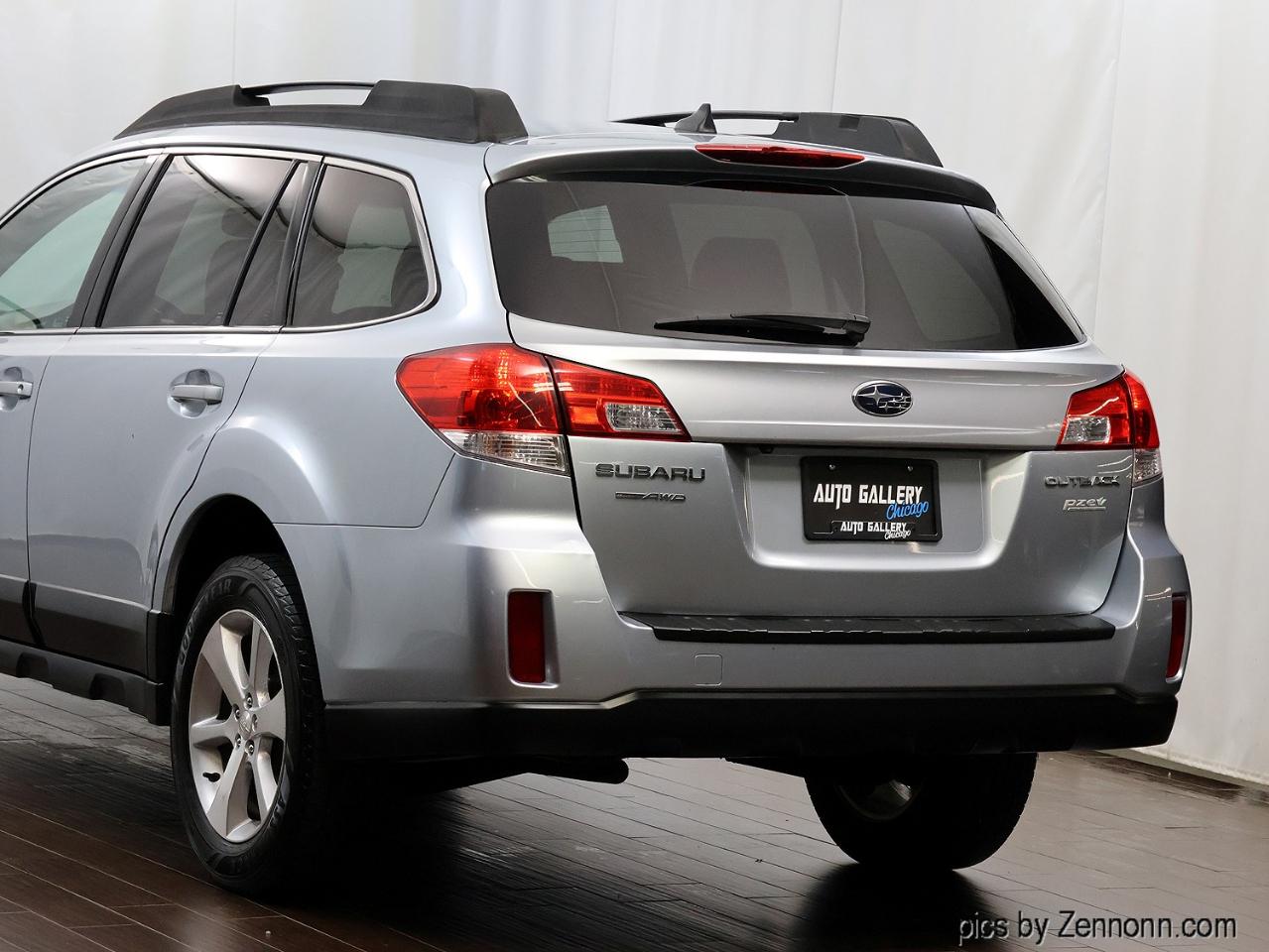 Subaru Outback 4dr Wgn H4 Auto 2.5i Limited 2013