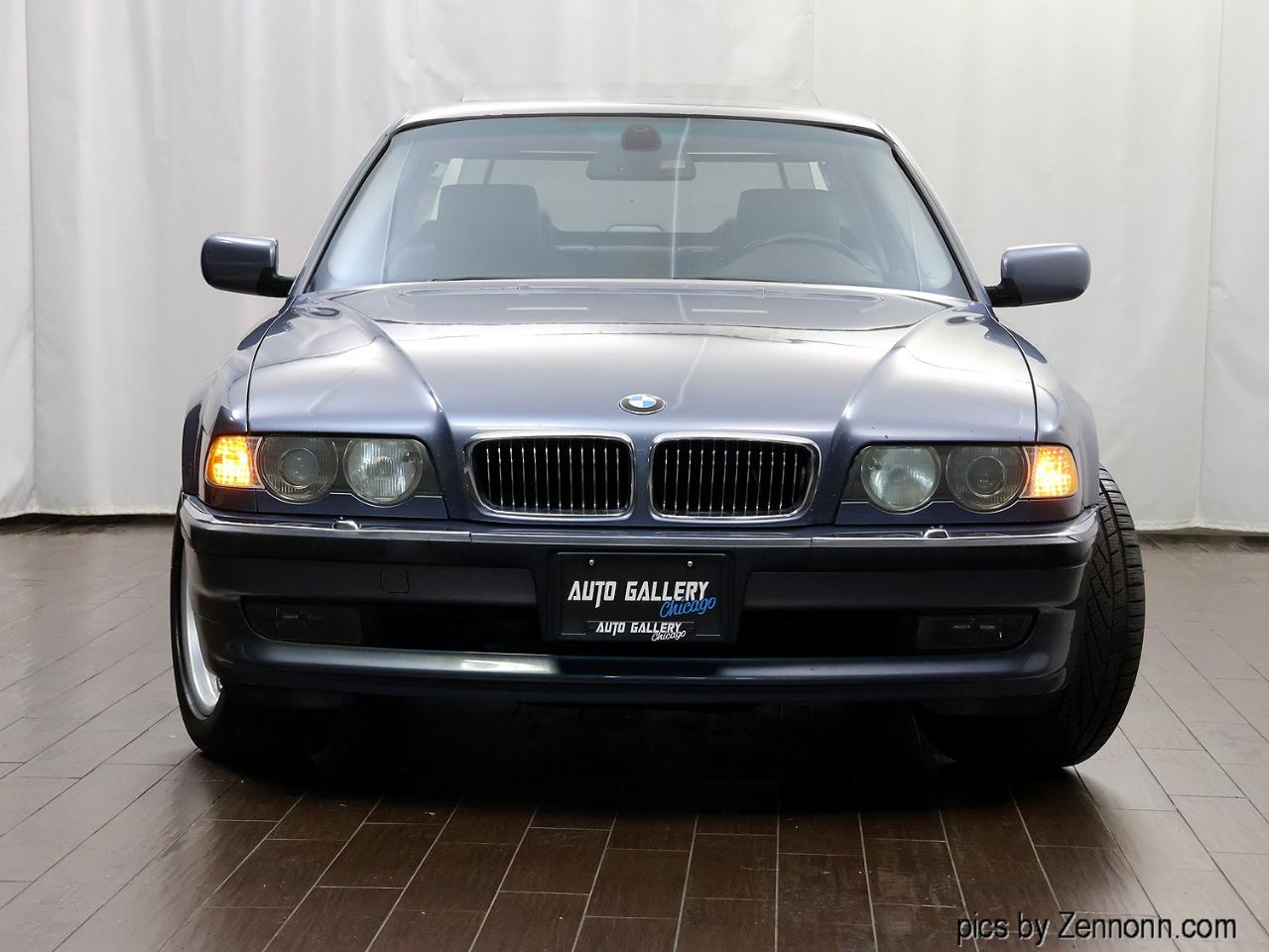 BMW 7 Series  2001