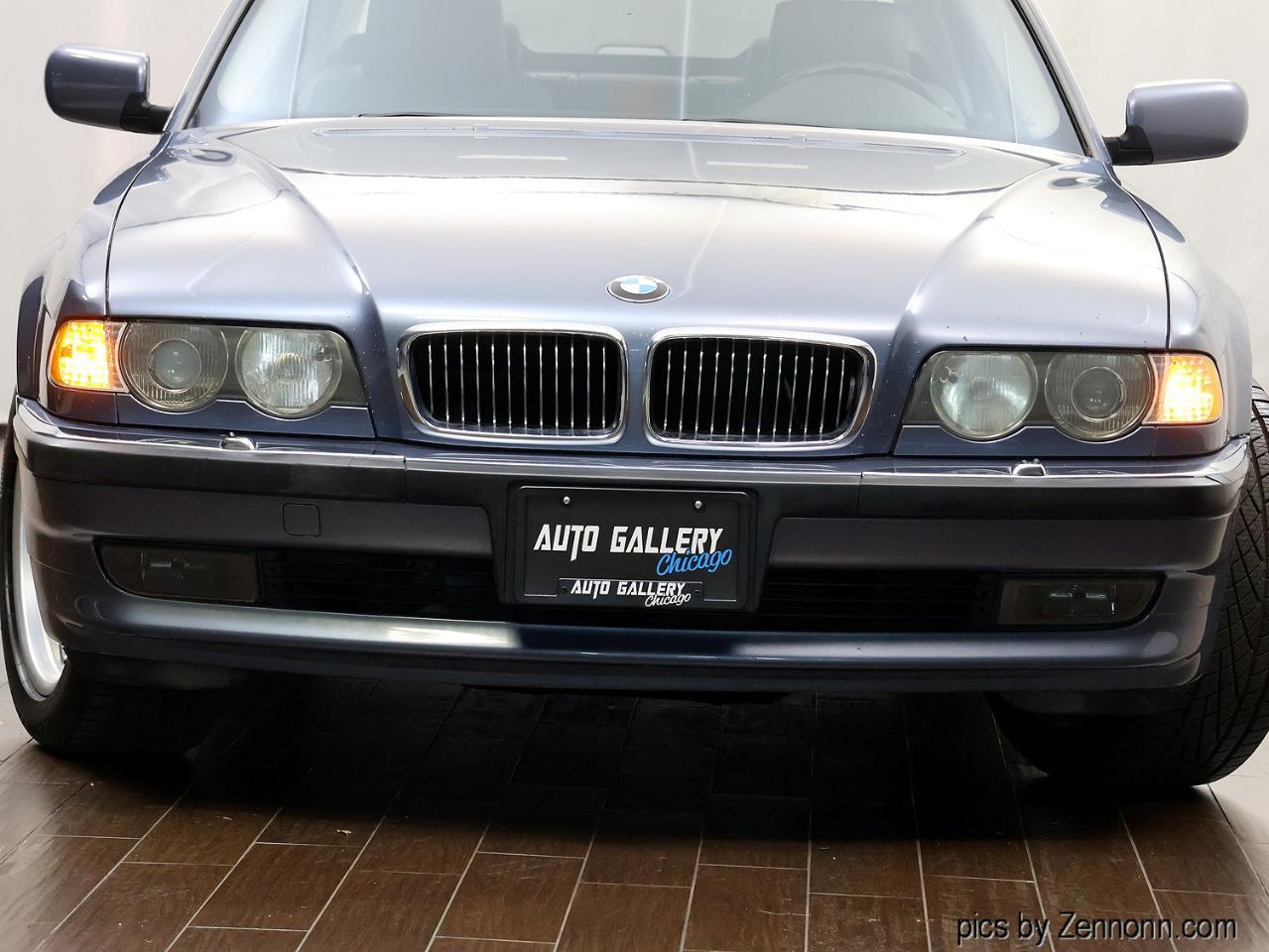 BMW 7 Series  2001