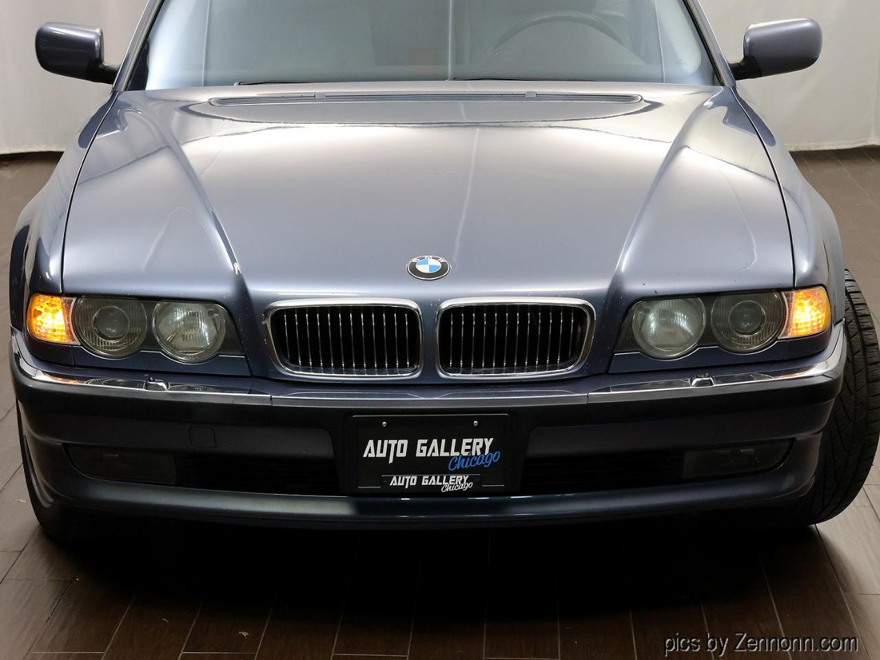 BMW 7 Series  2001
