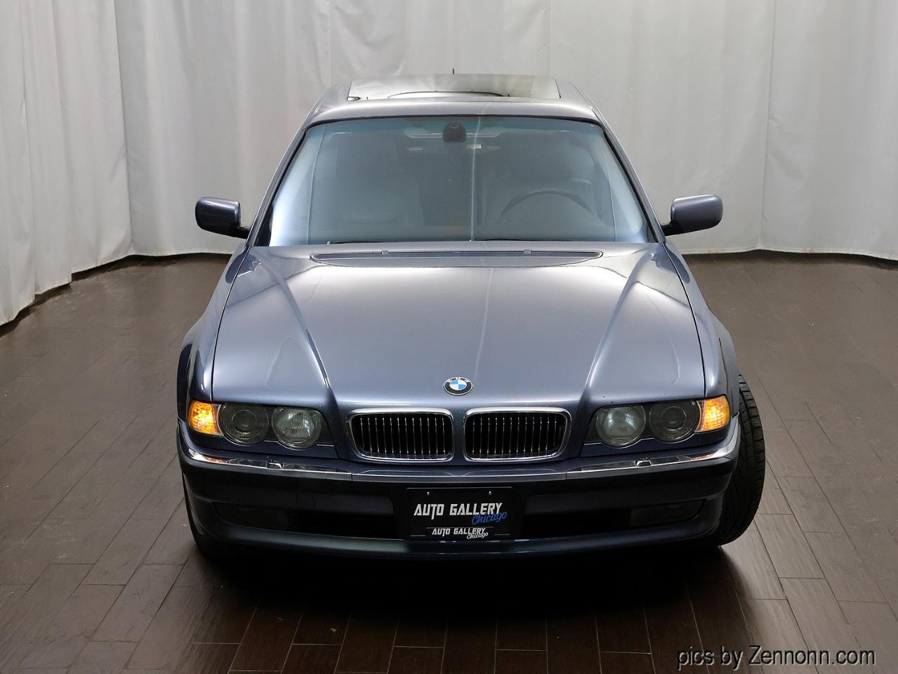 BMW 7 Series  2001