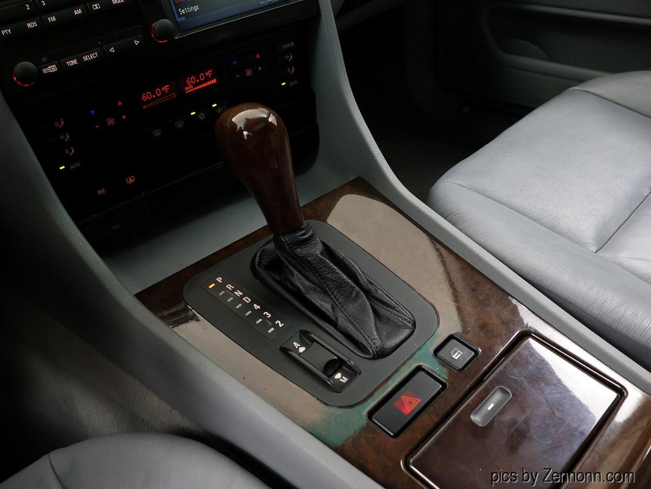 BMW 7 Series  2001