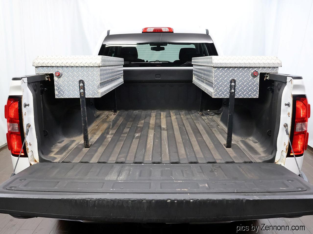 GMC Sierra 1500 4WD Double Cab 143.5" SLE 2017