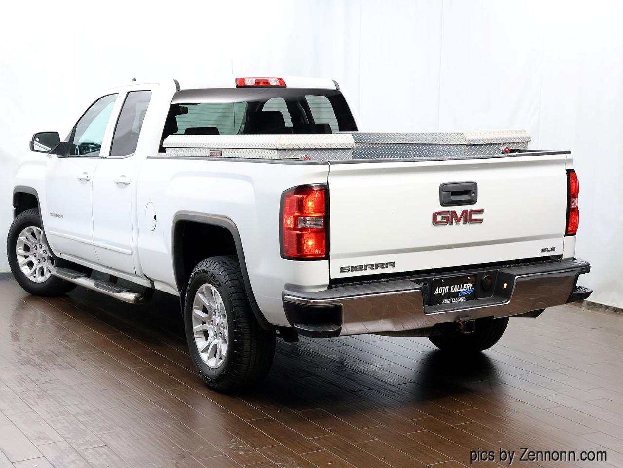 GMC Sierra 1500 4WD Double Cab 143.5" SLE 2017